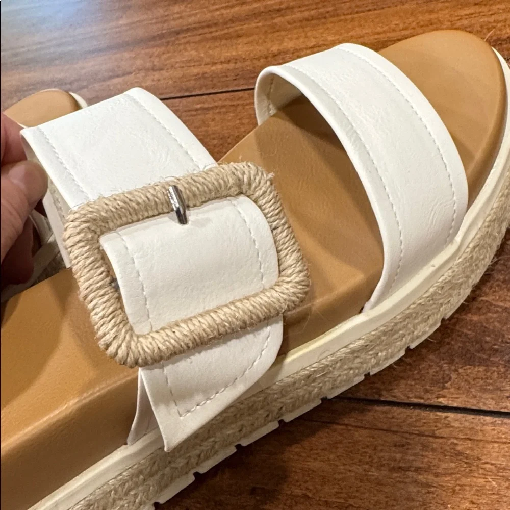 Mia Kenzy Platform Sandals size 8.5
